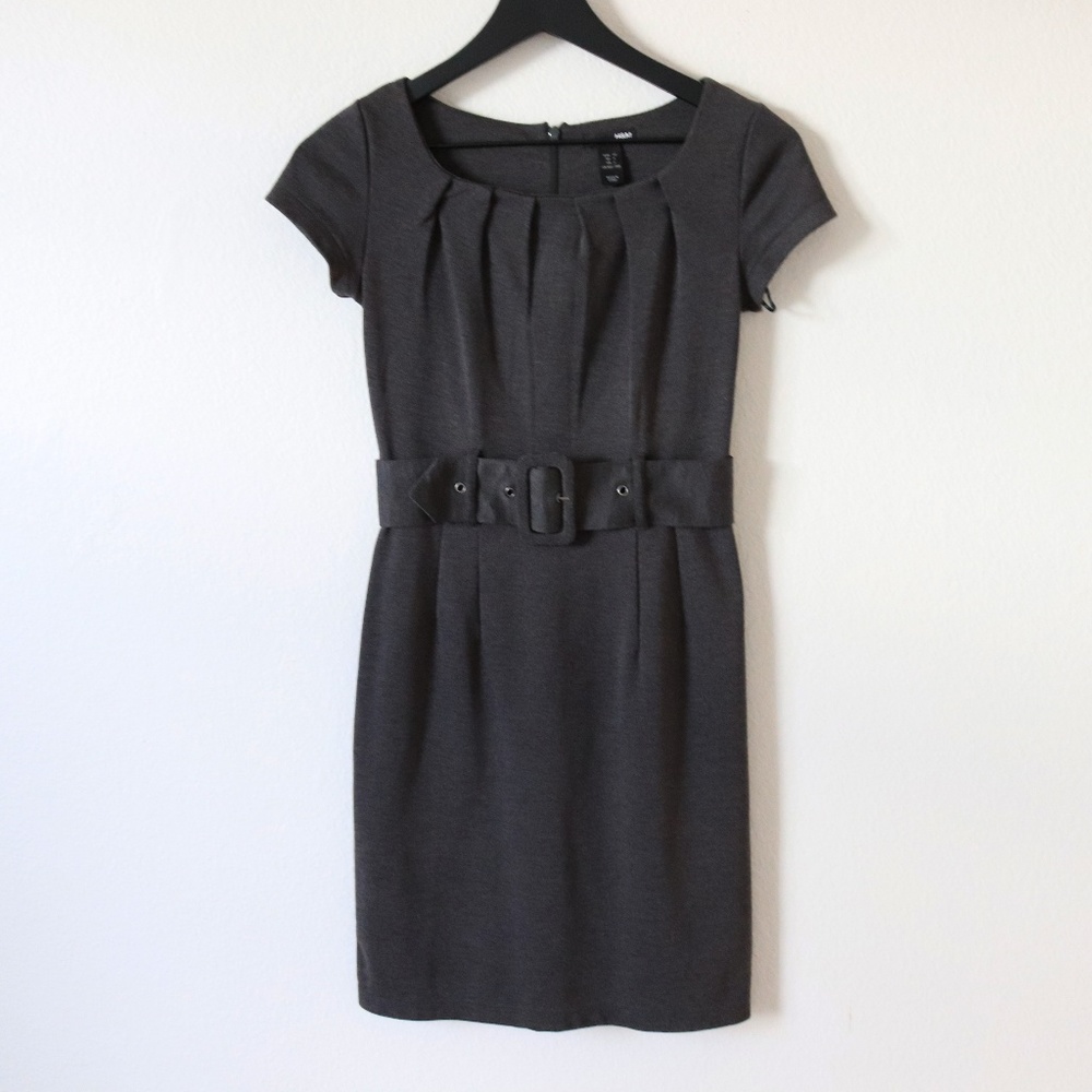 Size 2 H&M Belted Gray Dress